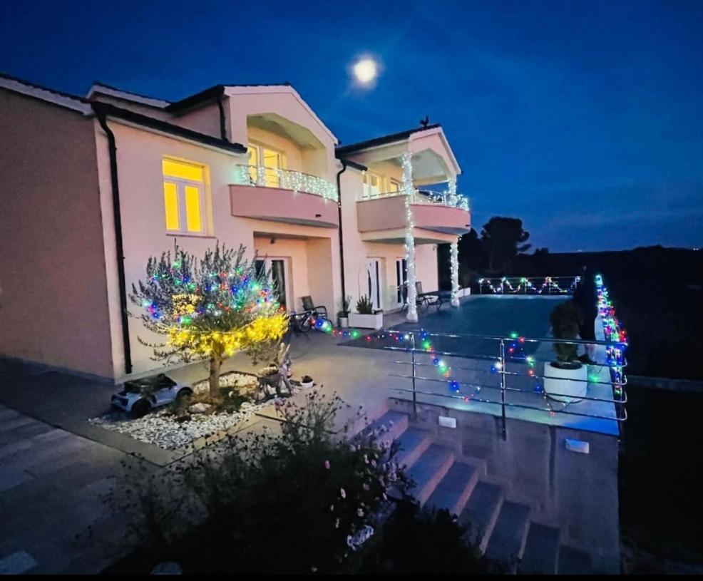 Villa Scolopax Rusticola Skradin With Heated Pool المظهر الخارجي الصورة