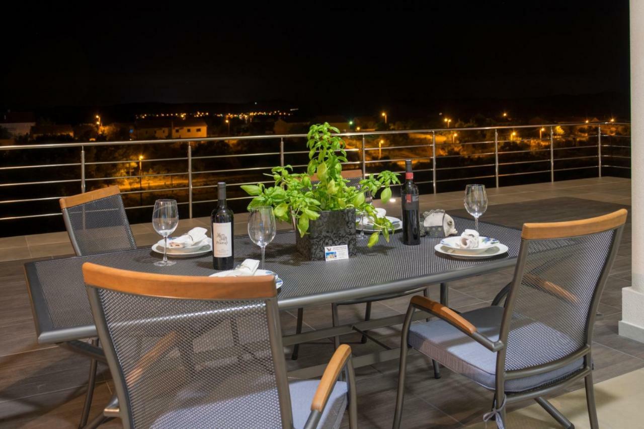 Villa Scolopax Rusticola Skradin With Heated Pool المظهر الخارجي الصورة