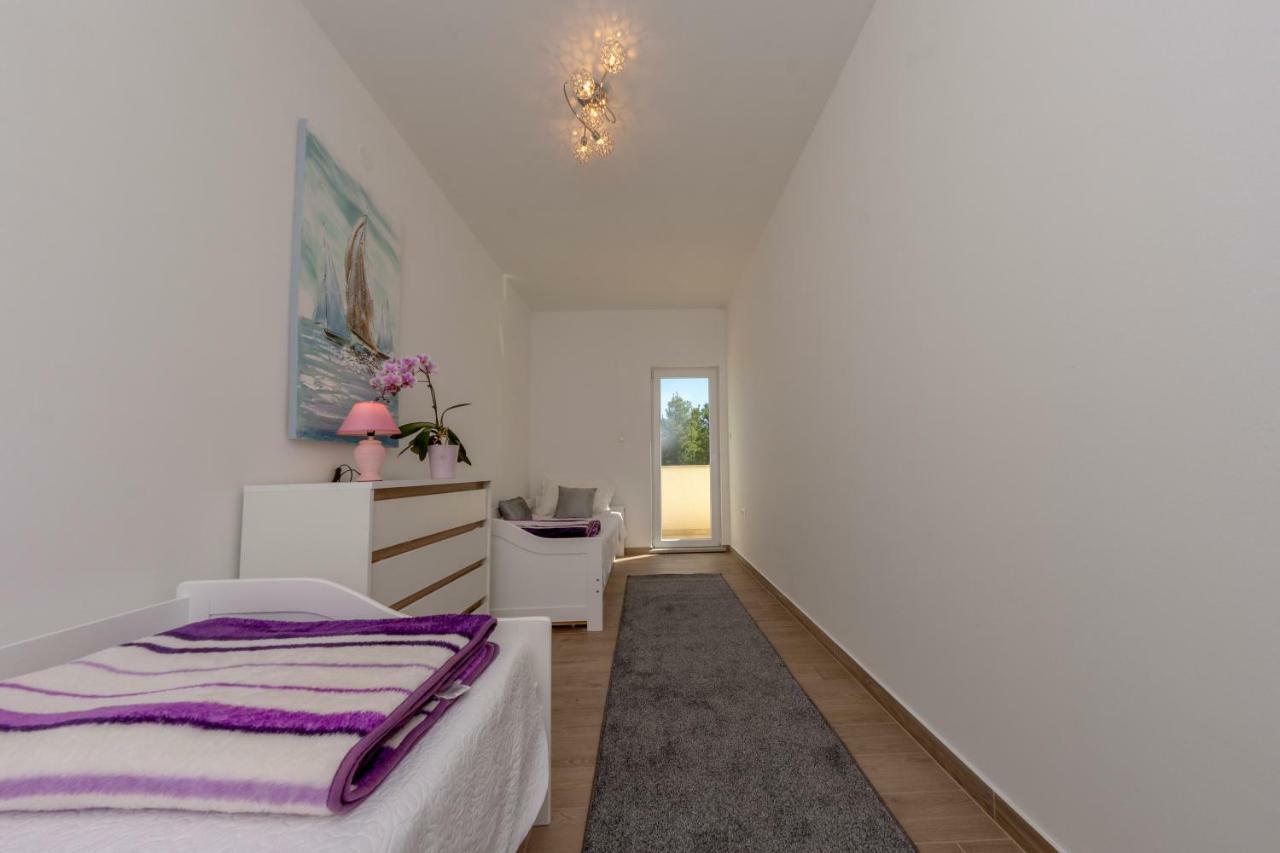 Villa Scolopax Rusticola Skradin With Heated Pool المظهر الخارجي الصورة